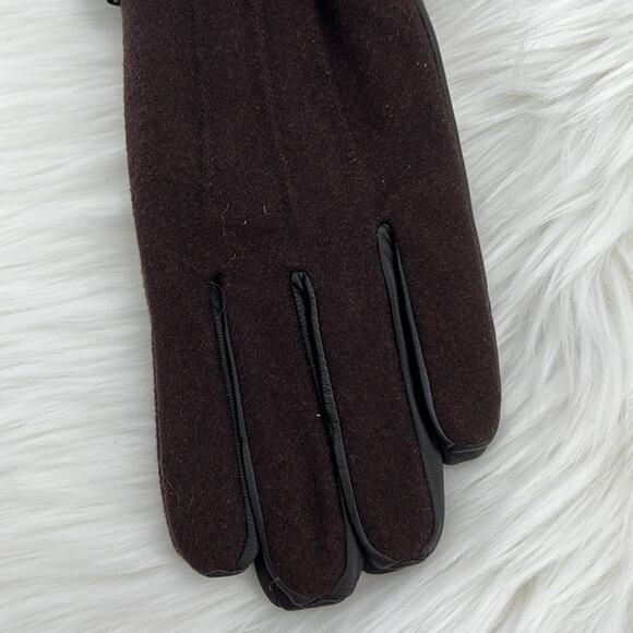 Isotoner Men's Leather Smart Touch Gloves - Saddle - Medium - New with tags - Picture 2 of 5
